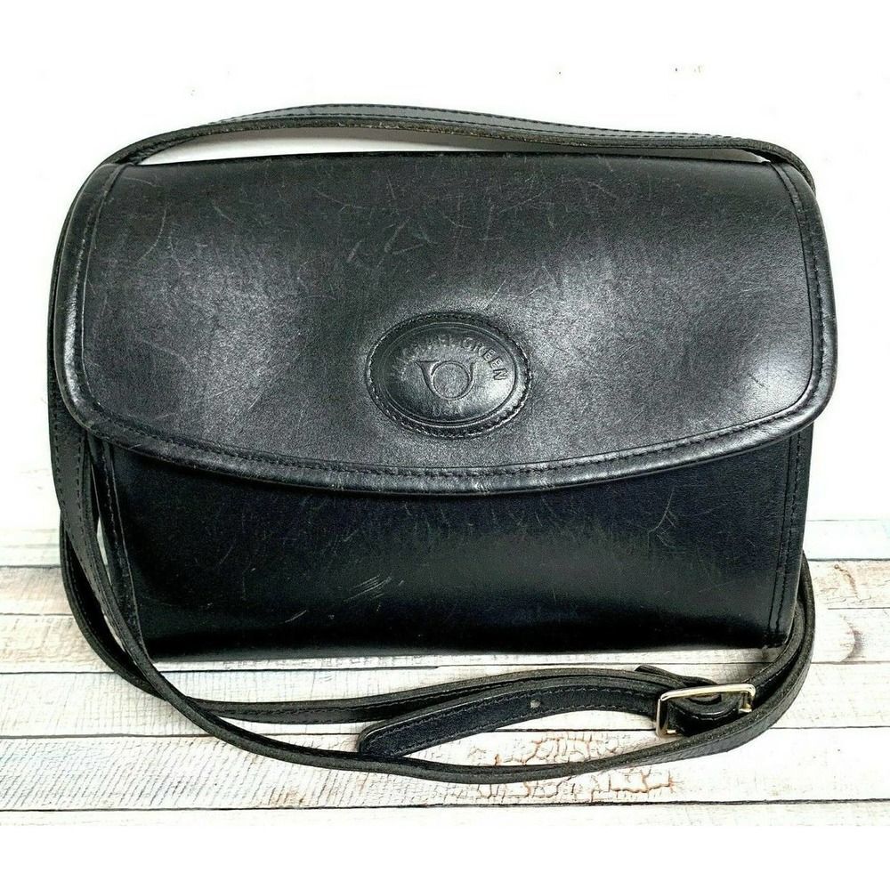 VTG MICHAEL GREEN BLACK SADDLE GENUINE LEATHER FLAP SHOULDER BAG HANDBAG X-BODY